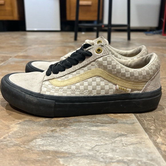 Vans Old Skool x Lizzie Armanto - Beige Checkered - Picture 1 of 5